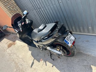 Yamaha TMAX 2002 Carburador Negra
