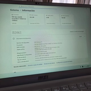 MSI Ultrabook - i7 11ª - 16GB RAM - 1TB SSD - GTX