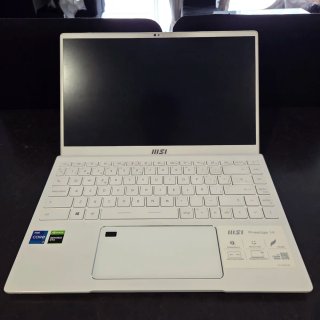 MSI Ultrabook - i7 11ª - 16GB RAM - 1TB SSD - GTX