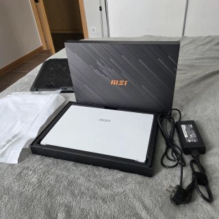 MSI Ultrabook - i7 11ª - 16GB RAM - 1TB SSD - GTX