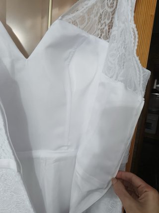 Abito da Sposa in Pizzo Bianco
