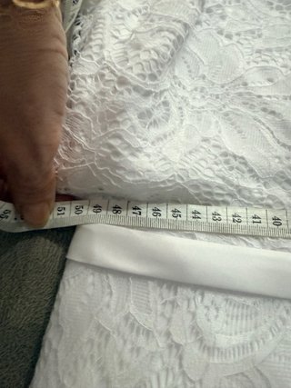 Abito da Sposa in Pizzo Bianco