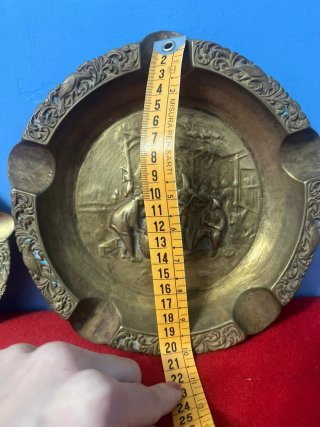 2 Portacenere antichi in ottone