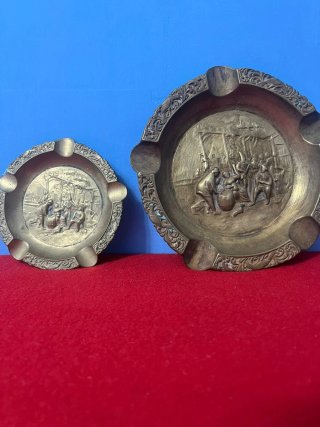 2 Portacenere antichi in ottone