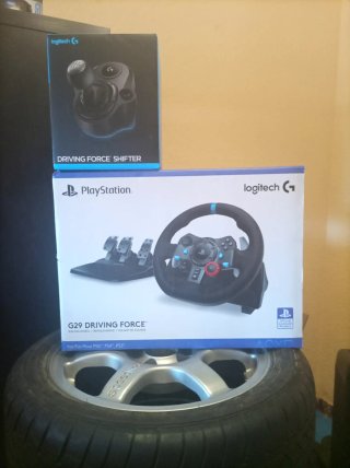 Volante Logitech G29 + Cambio Manual