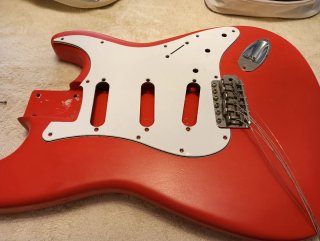 Cuerpo guitarra Aliso 1820gr con tremolo