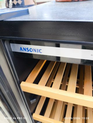 Vinoteca Ansonic