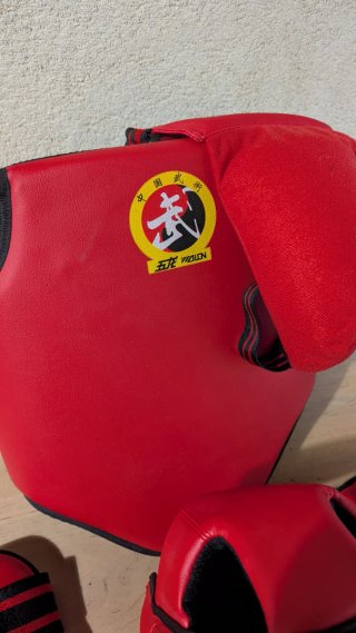 Equipación Sanda / kick boxing / Muay Thai