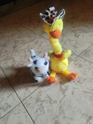 Peluche Vaca y Pato con Sombrero