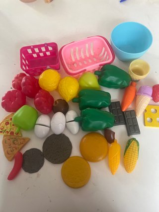 Juego de comida y cestas de juguete
