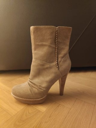 Botines UGG Beige Talla 40 Sin Estrenar