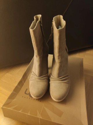 Botines UGG Beige Talla 40 Sin Estrenar