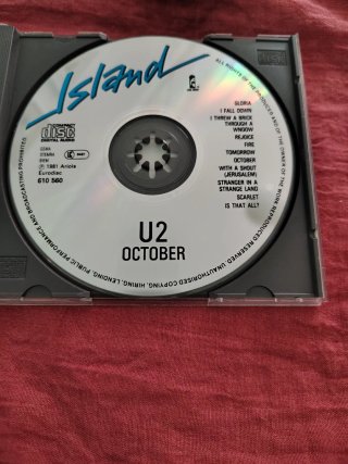 CD U2 October