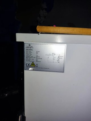 Nevera blanca con congelador