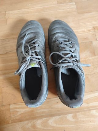 Botas de fútbol Adidas Talla 43