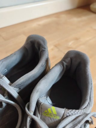 Botas de fútbol Adidas Talla 43