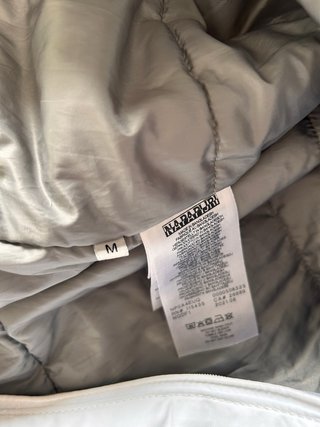 Chaqueta Napapijri Blanca con Capucha