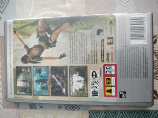 Lara Croft Tomb Raider Legend PSP