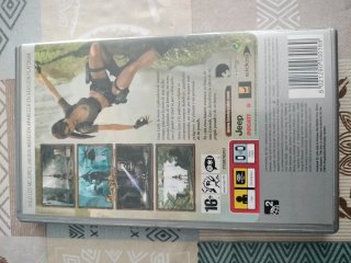 Lara Croft Tomb Raider Legend PSP