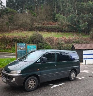 Hyundai H-1 1998