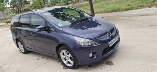 Mitsubishi Grandis 2006