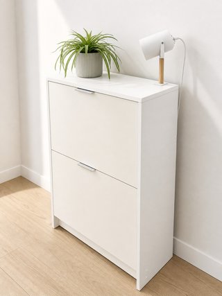 Zapatero blanco
