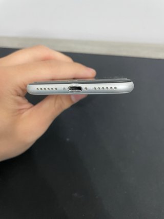 iPhone SE 2a Gen 64GB Argento