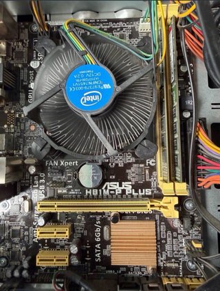 PC i5 4460 8GB RAM 250GB SSD