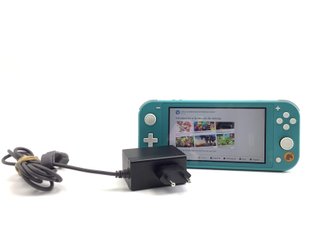 Nintendo Switch Lite Verde + Cargador