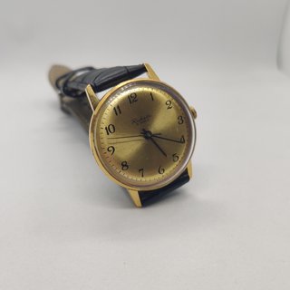 Reloj Ruso Raketa Bañado en Oro 16 Rubies URSS