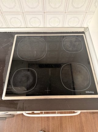 Muebles de cocina blancos