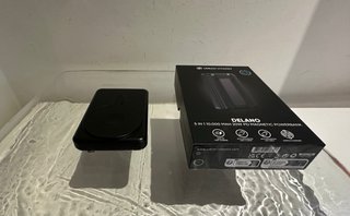 Powerbank magnetica con cavi integrati