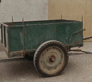 Remolque pequeño para tractor