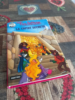 Libro tea stilton ,la ciutat secreta