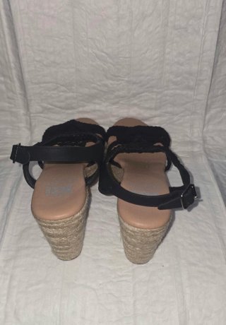 Sandalias cuña Xti negras talla 38
