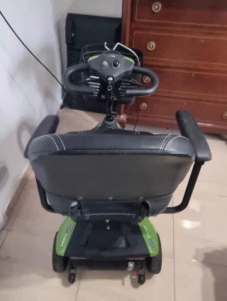 Scooter Eléctrico Invacare Colibri