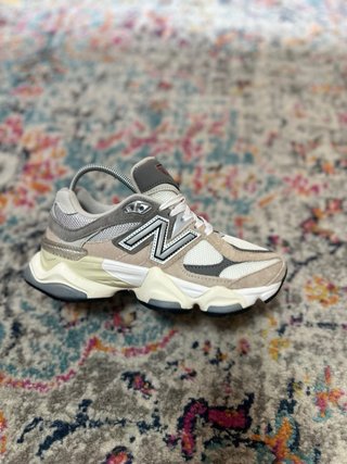 New Balance 9060 Beige/Gris
