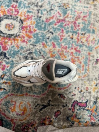 New Balance 9060 Beige/Gris