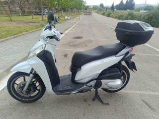 Honda Scoopy 300i ABS 2014