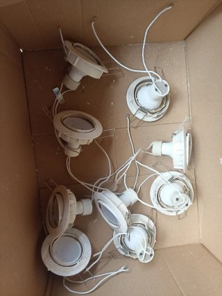 Pack 10 Plafones LED Empotrables y 10 focos.
