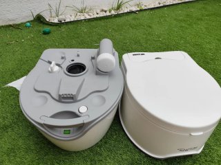 Wc químico Potti thetford 565P + tienda ducha