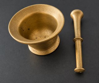 Mortero almirez antiguo bronce latón años 50