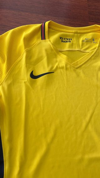 Camiseta PSG Mujer Talla S Nike Amarilla