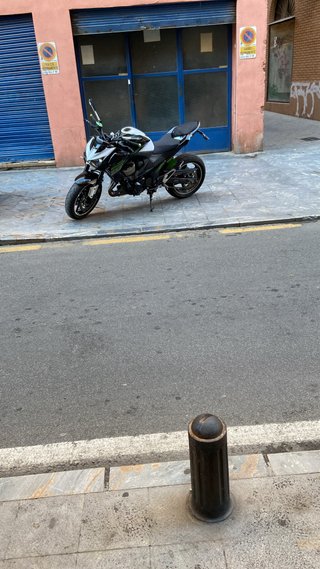 Kawasaki Z800e