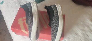 Zapatillas Fitflop Negras y Grises