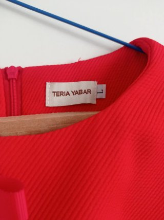Vestido y Chaqueta Teria Yabar Rojo Talla M