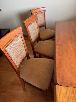 Mesa extensible madera maciza + 6 sillas