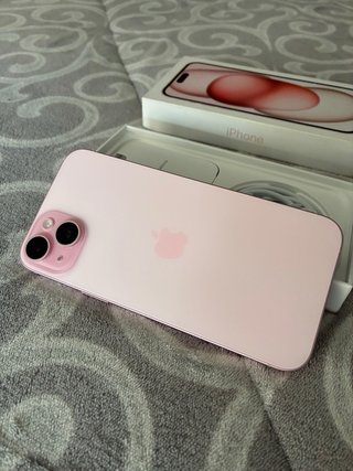 iPhone 15 Plus mai aperto!
