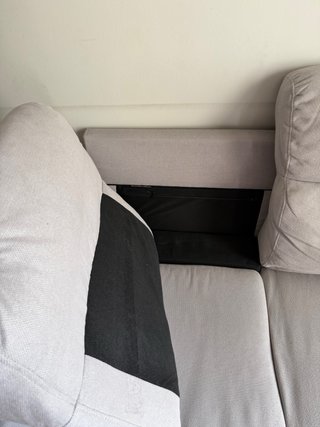 Sofá modular con puff estilo nórdico