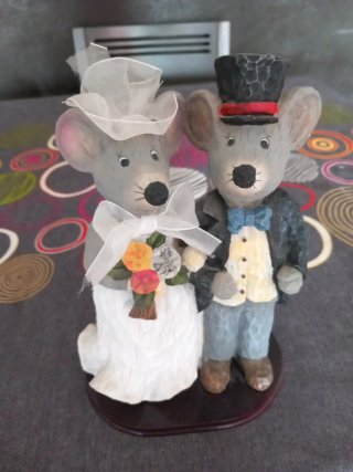 Figura ratónes pareja boda madera